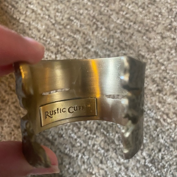 Rustic cuff bracelet - Picture 2 of 2